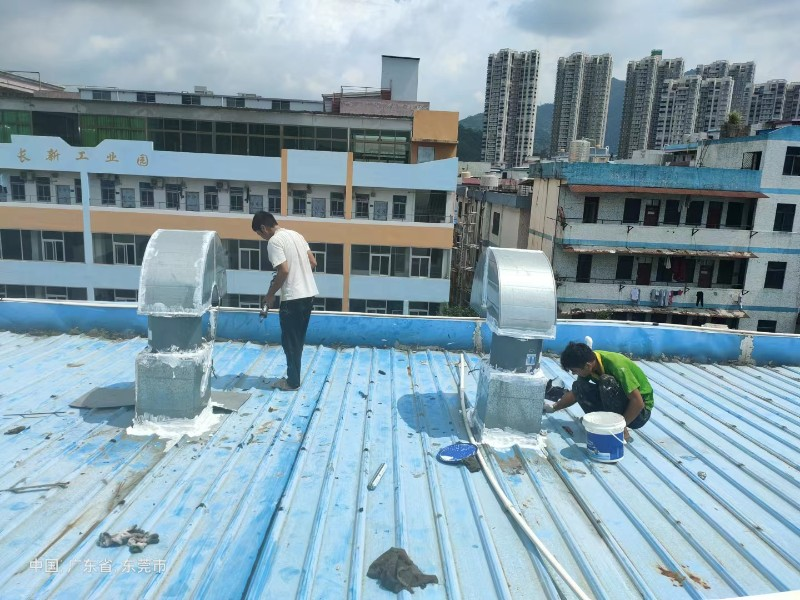 郧阳钢结构屋面涂料维修方法